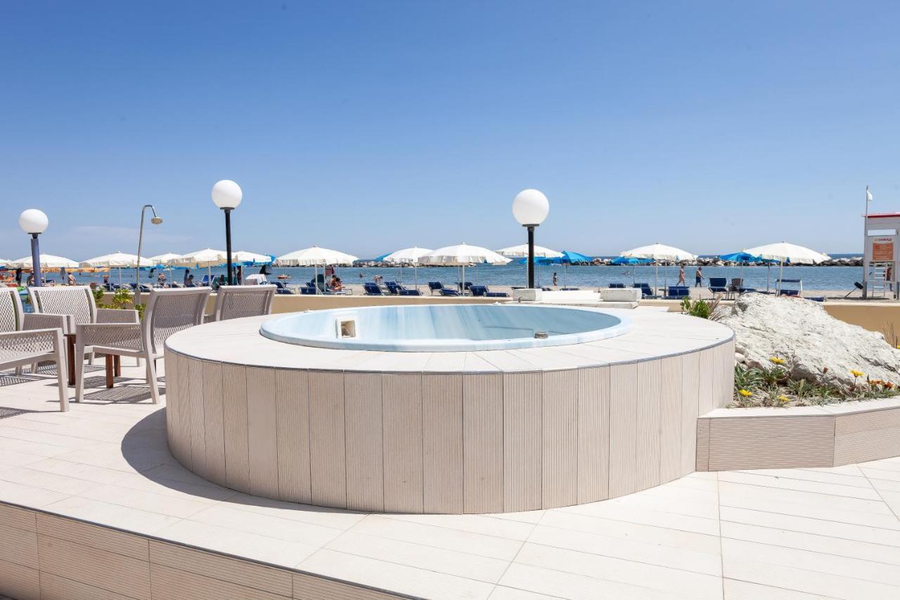 Hotel Primavera Sul Mare Lido Di Savio Exterior photo