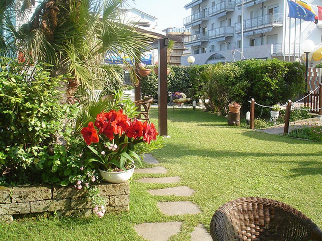Hotel Primavera Sul Mare Lido Di Savio Exterior photo